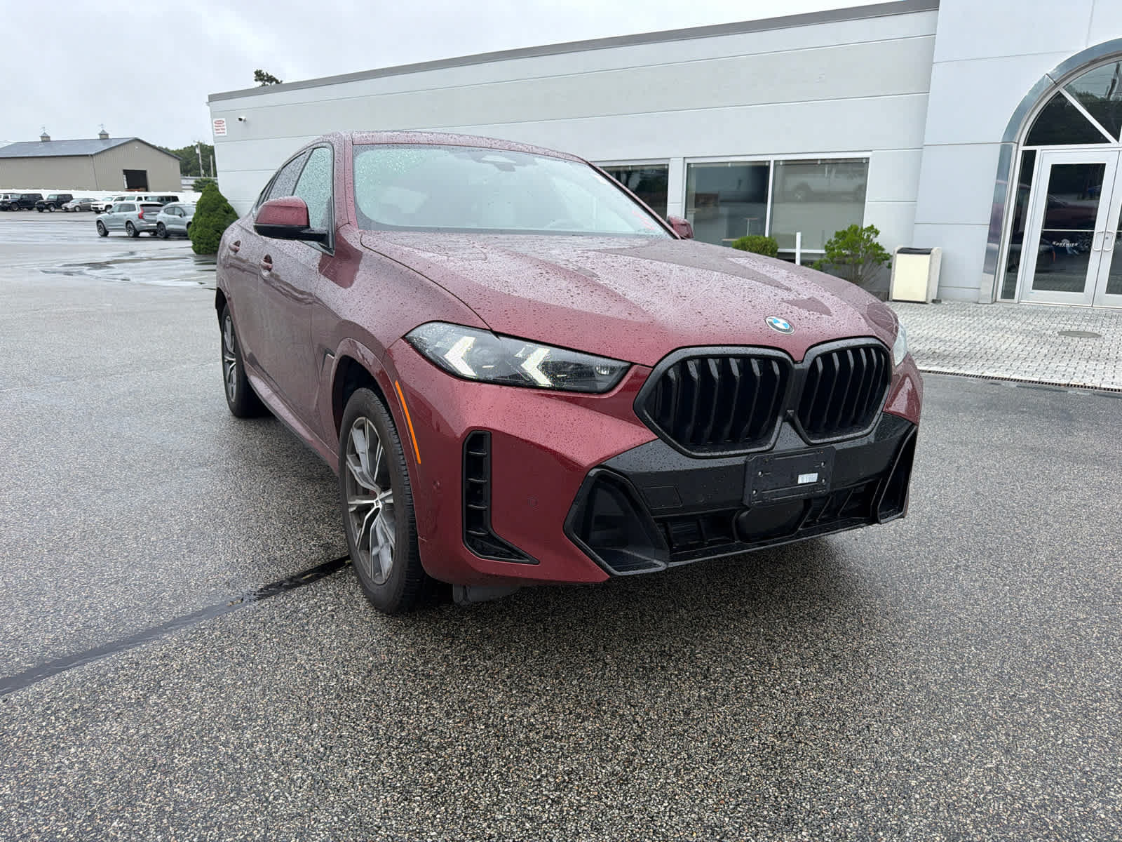 Used 2026 BMW X6 xDrive40i w/ Premium Package AWD/4WD image 3