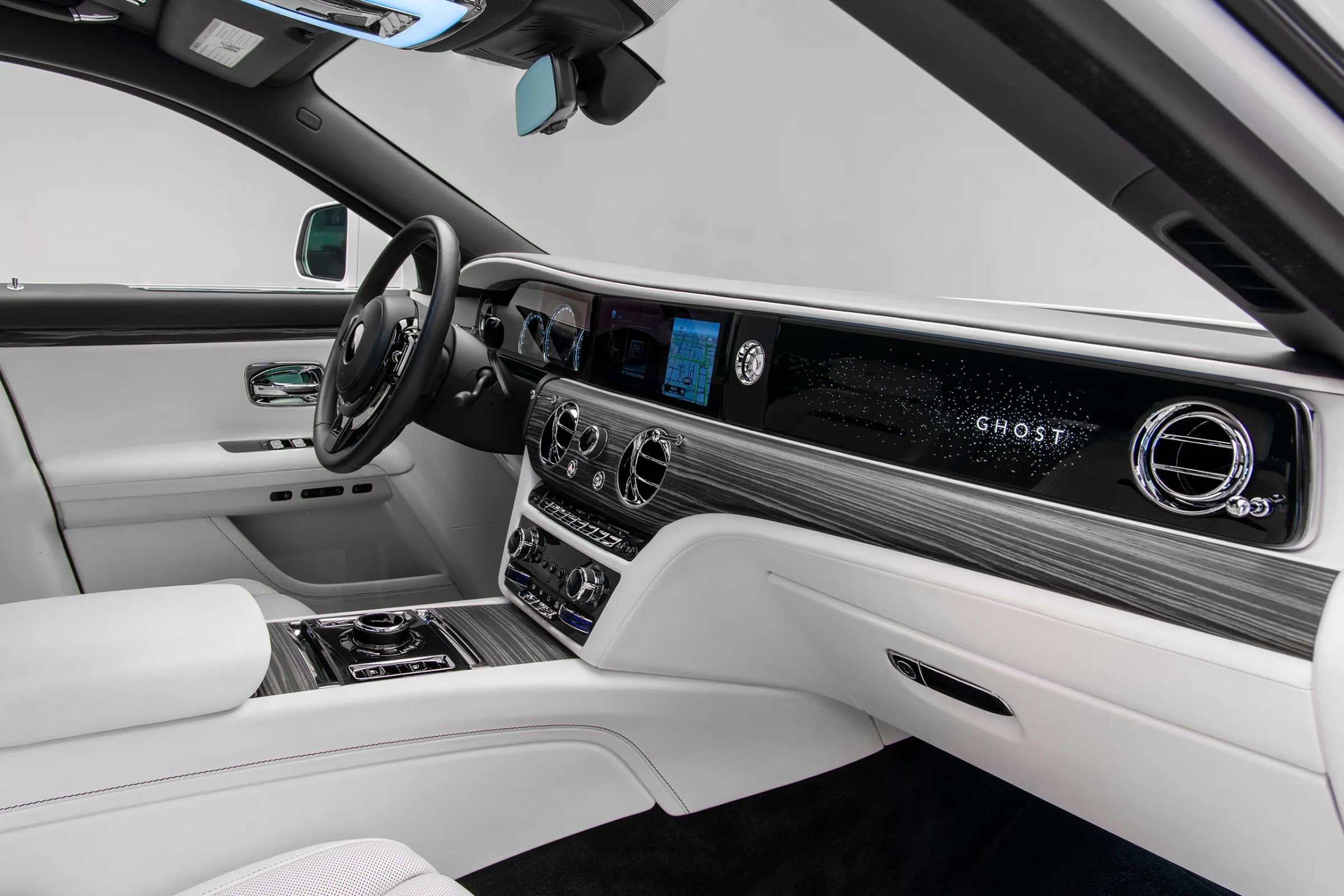 Used 2021 Rolls-Royce Ghost AWD/4WD image 3