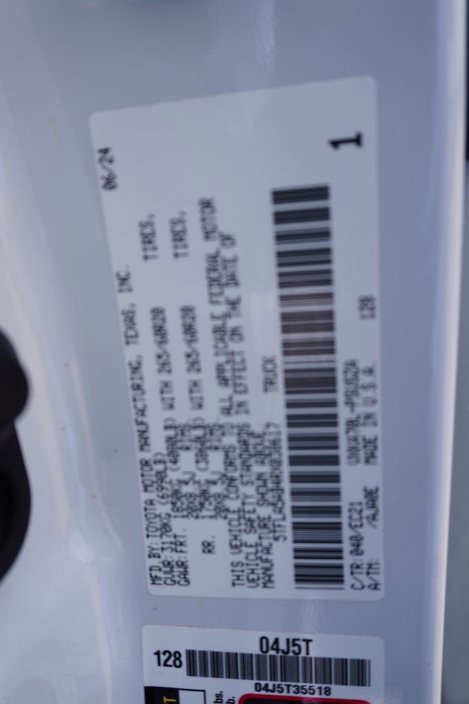 Used 2024 Toyota Tundra SR5 w/ SR5 Premium Package image 32