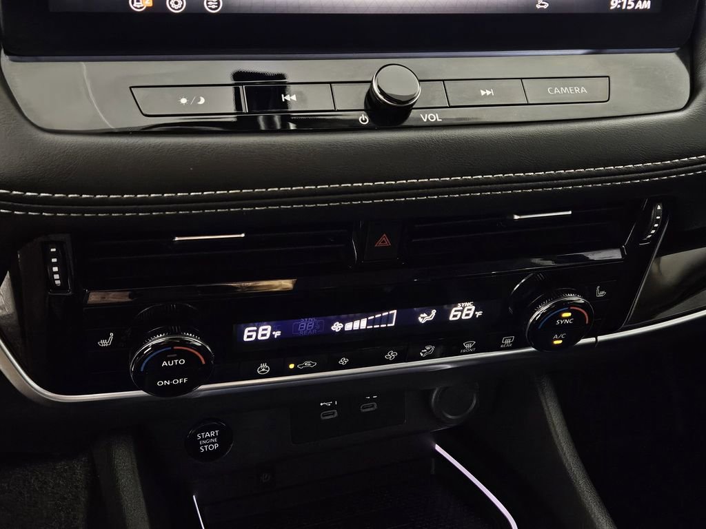 Used 2025 Nissan Rogue SL image 15