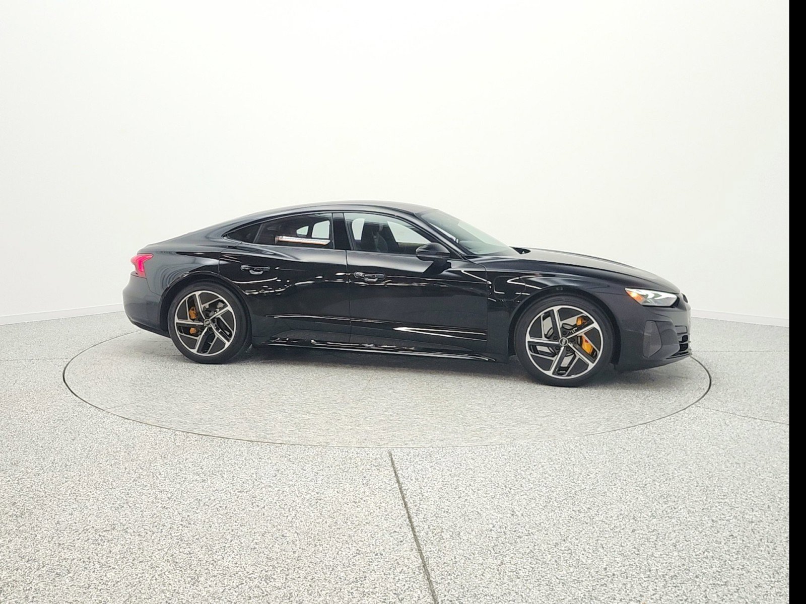 Used 2023 Audi RS e-tron GT w/ Carbon Performance Package AWD/4WD image 4