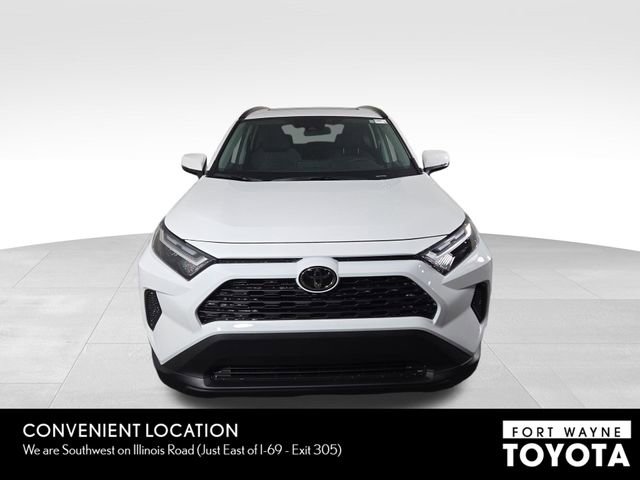 New 2025 Toyota RAV4 XLE image 3