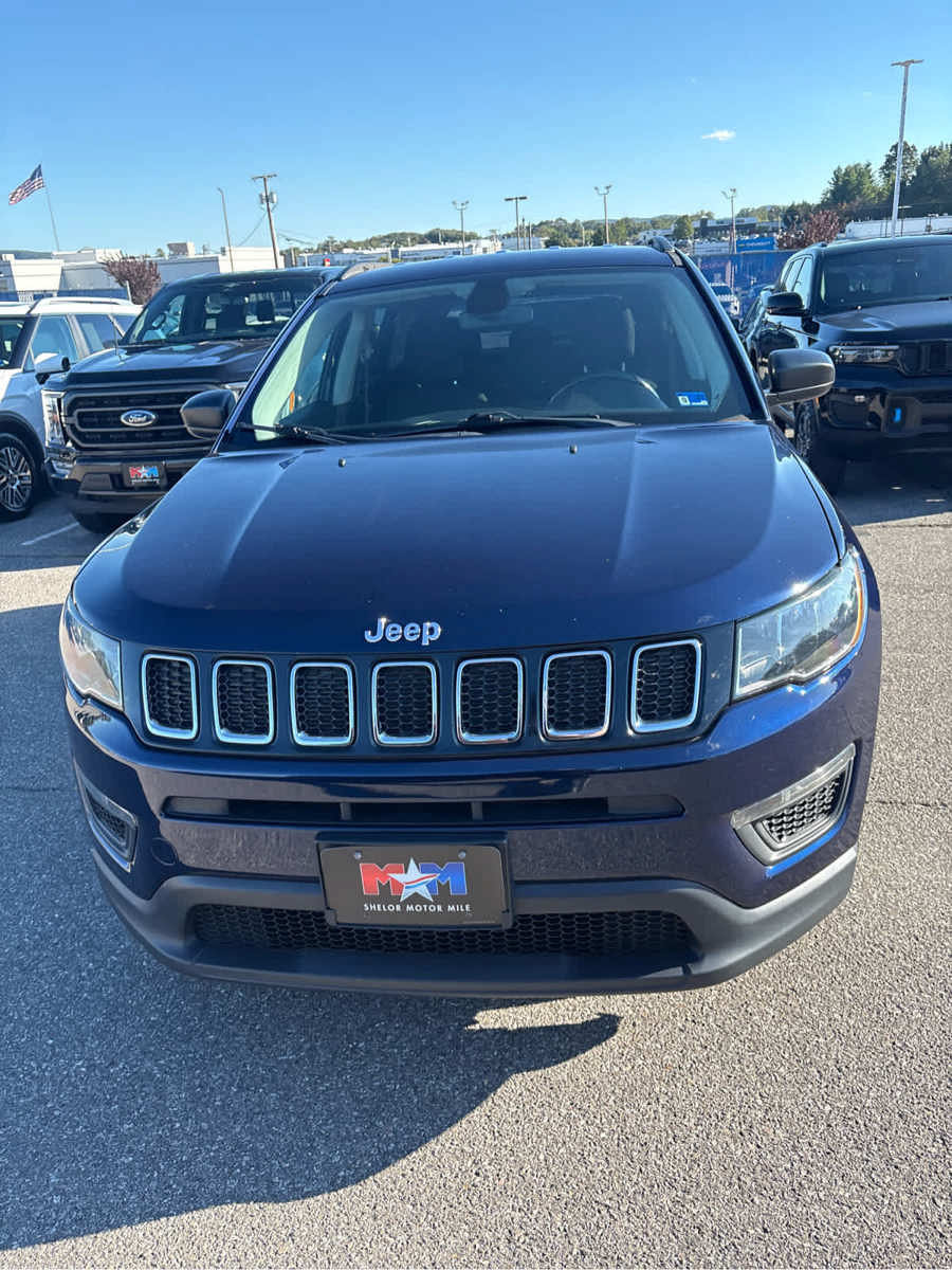 Used 2019 Jeep Compass Sport w/ Cold Weather Group AWD/4WD image 24