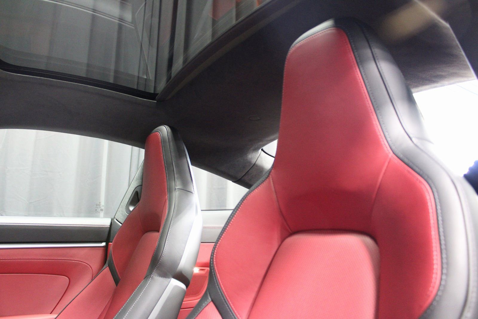 Used 2026 Porsche 911 Carrera 4 GTS image 20