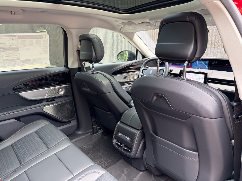 New 2026 Lincoln Nautilus Reserve AWD/4WD image 27