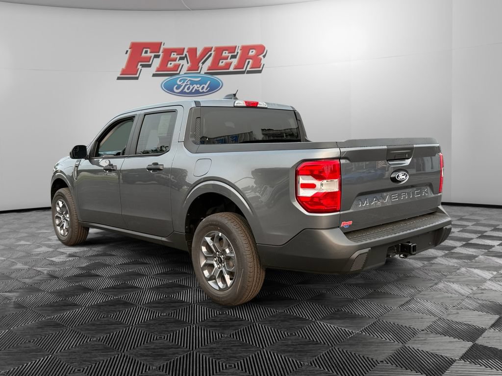New 2026 Ford Maverick XLT w/ XLT Luxury Package FWD image 3