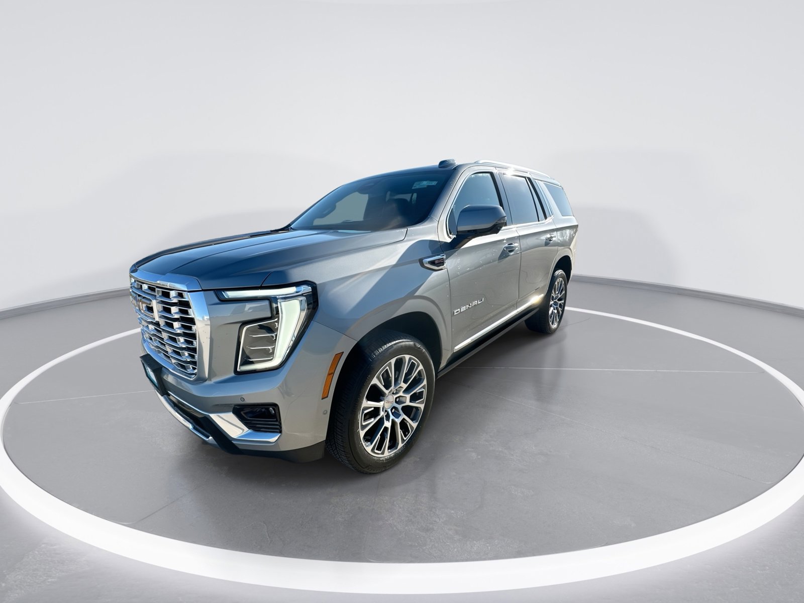 New 2026 GMC Yukon Denali w/ Sun & Power Step Package AWD/4WD image 4