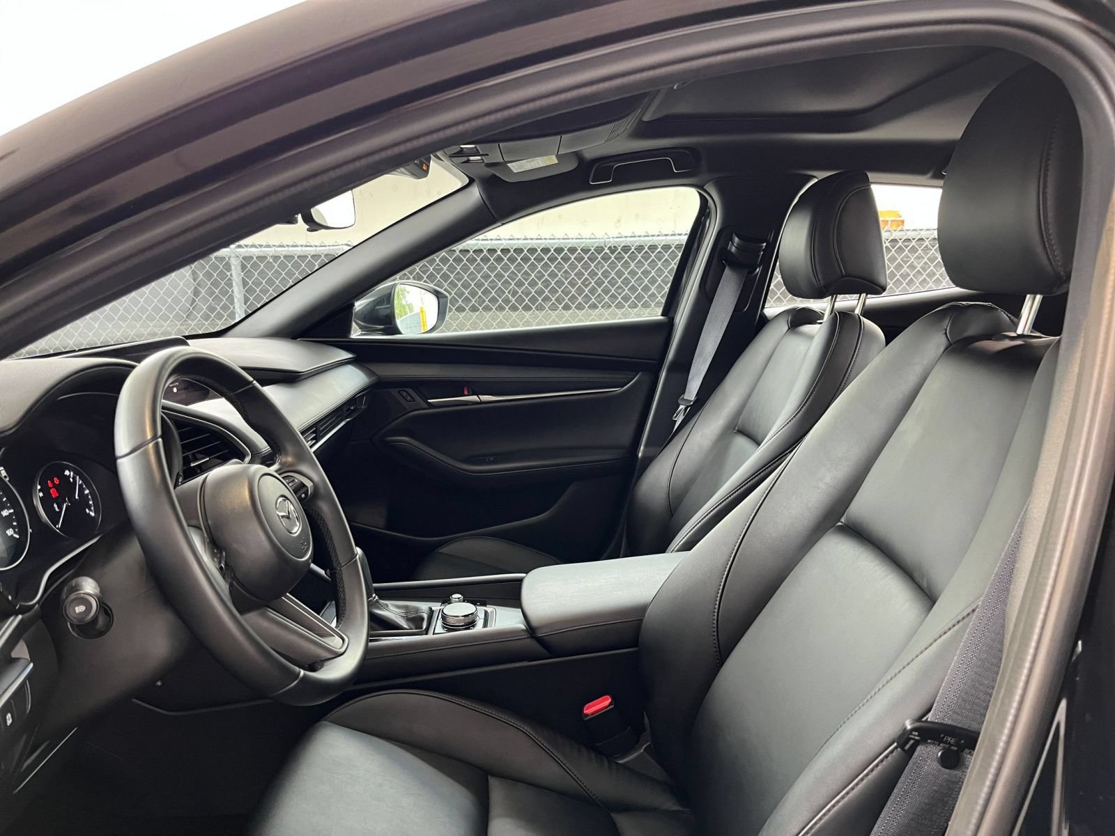 Used 2026 MAZDA MAZDA3 s FWD image 25