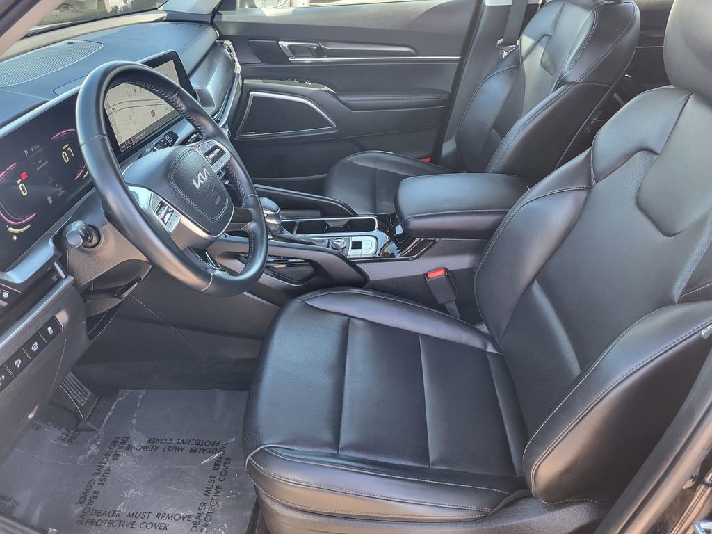 Certified 2025 Kia Telluride S image 11