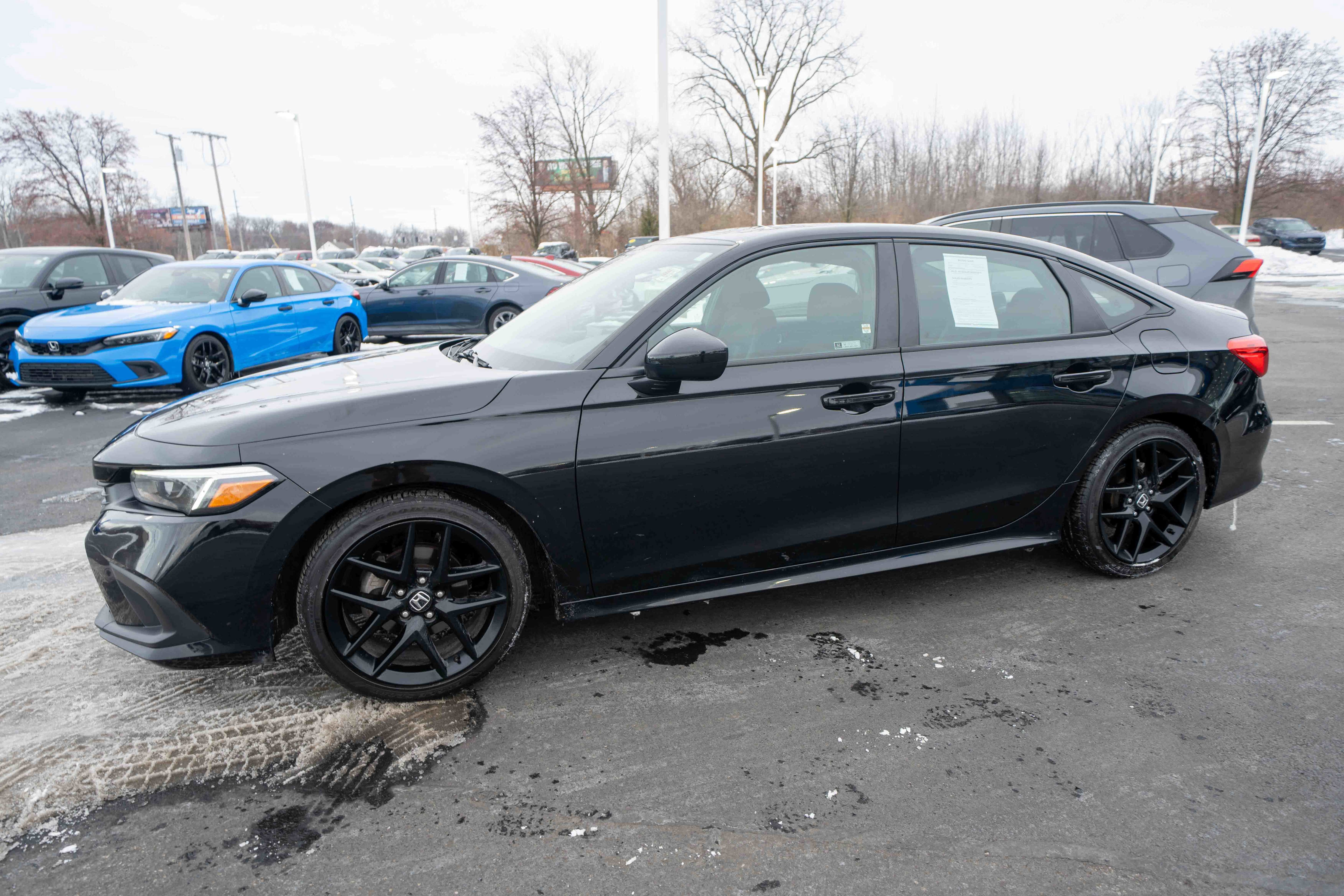 Used 2023 Honda Civic Sport image 3