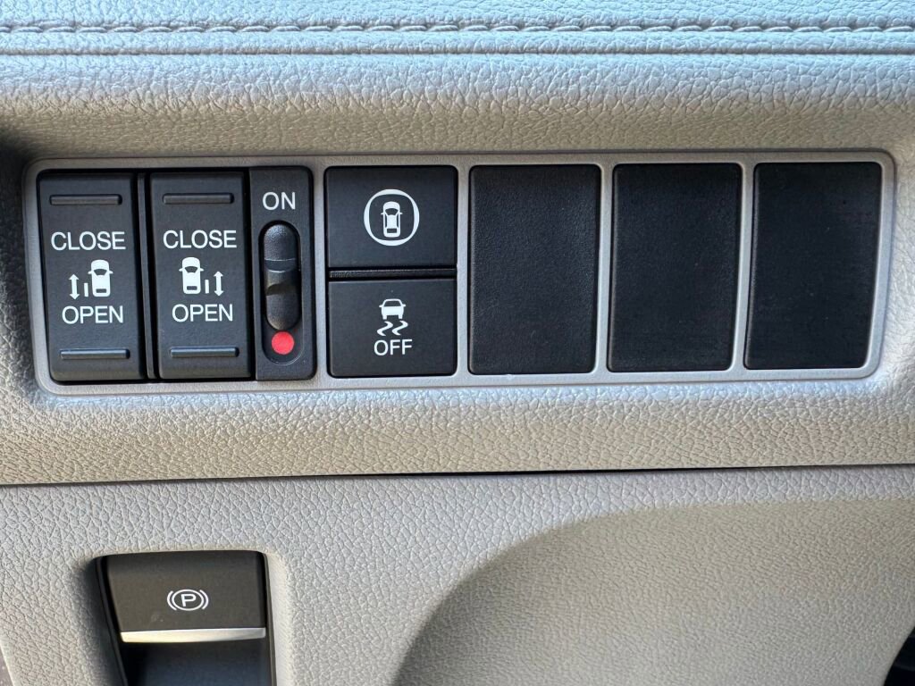 Used 2023 Honda Odyssey EX image 27