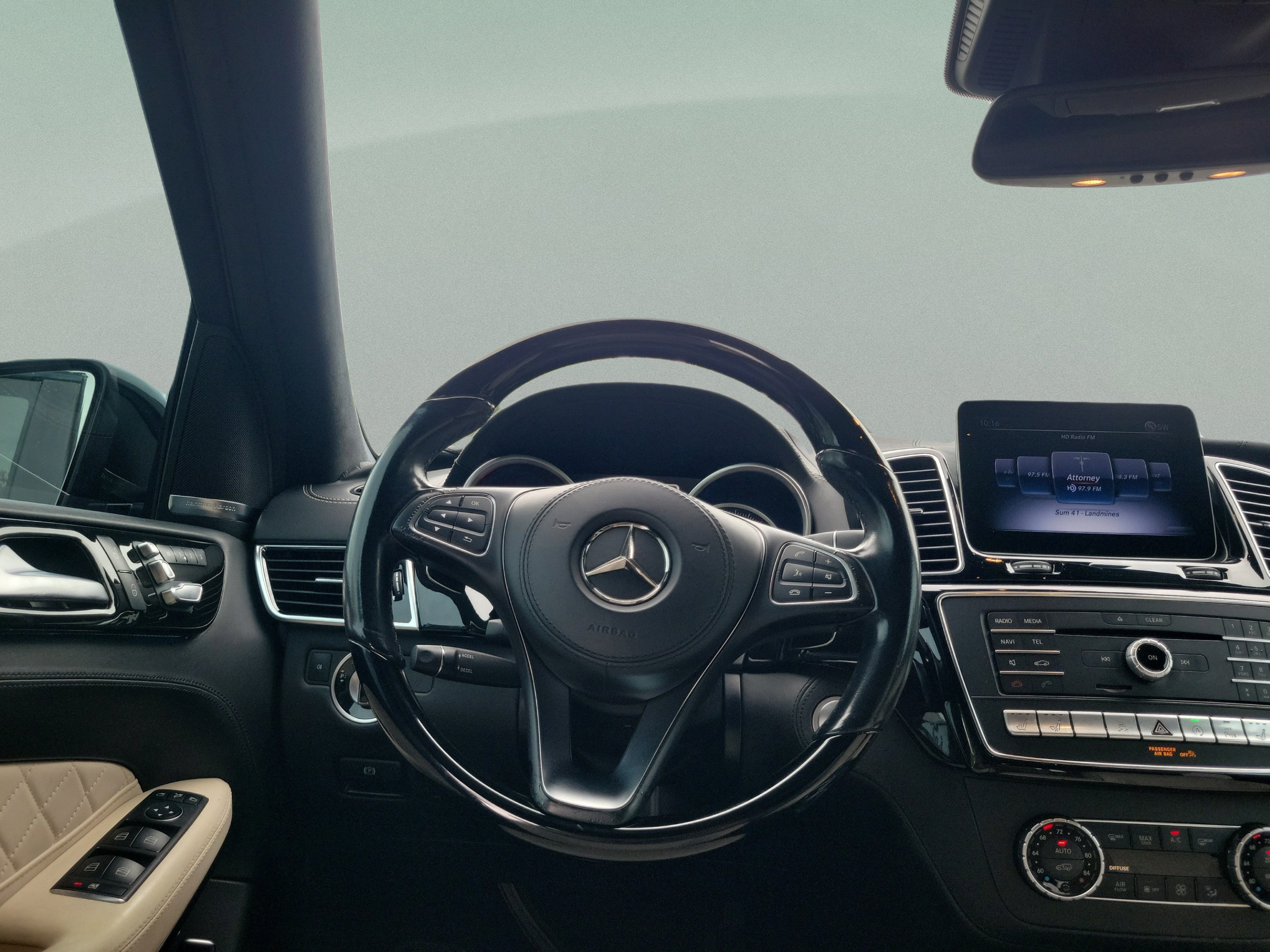 Used 2019 Mercedes-Benz GLS 550 4MATIC image 9