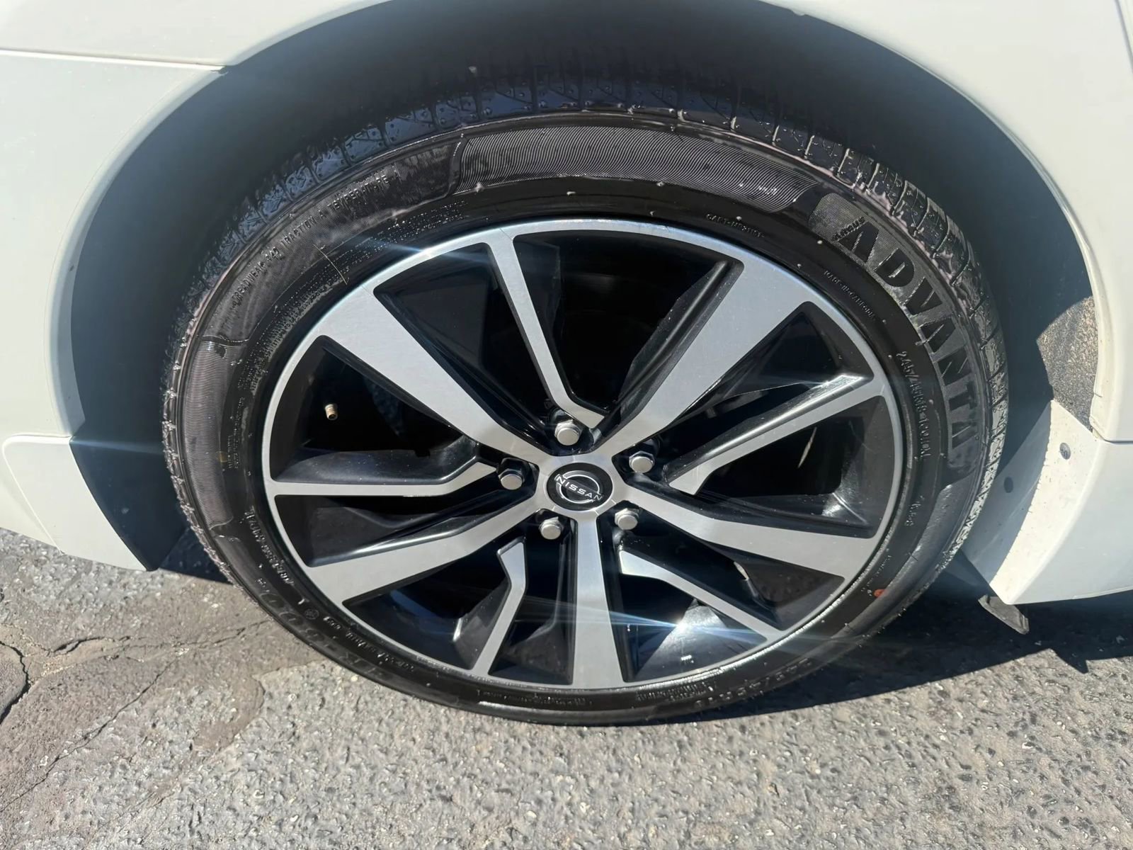 Used 2023 Nissan Maxima SV w/ Floor Mat Group FWD image 44