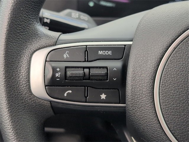Used 2023 Kia Sportage LX image 25