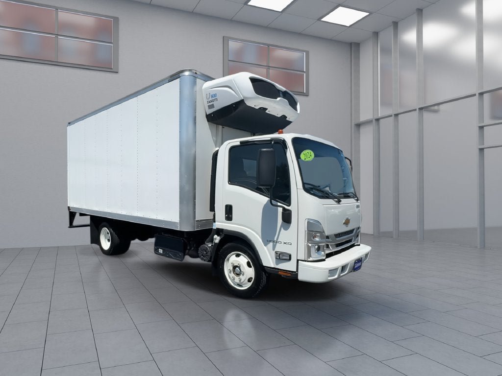 New 2024 Chevrolet Low Cab Forward 5500XD RWD image 2