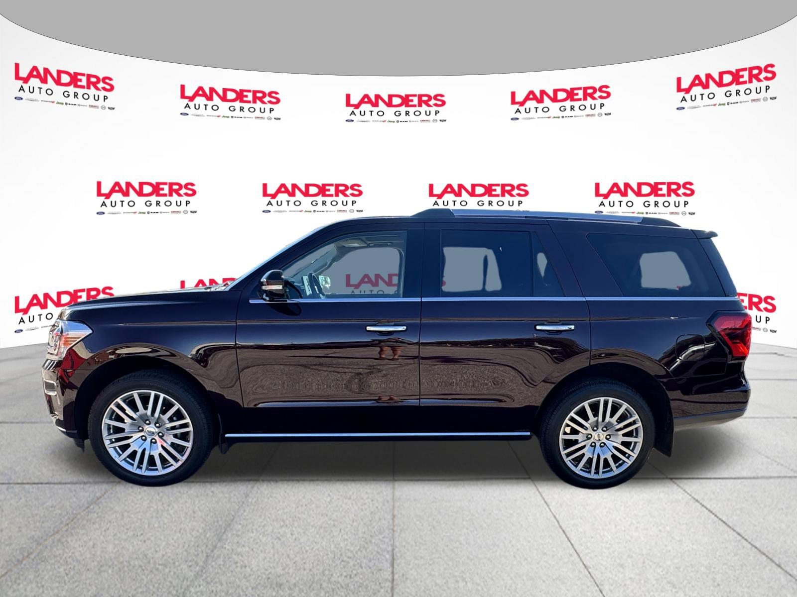 Used 2024 Ford Expedition Limited image 6