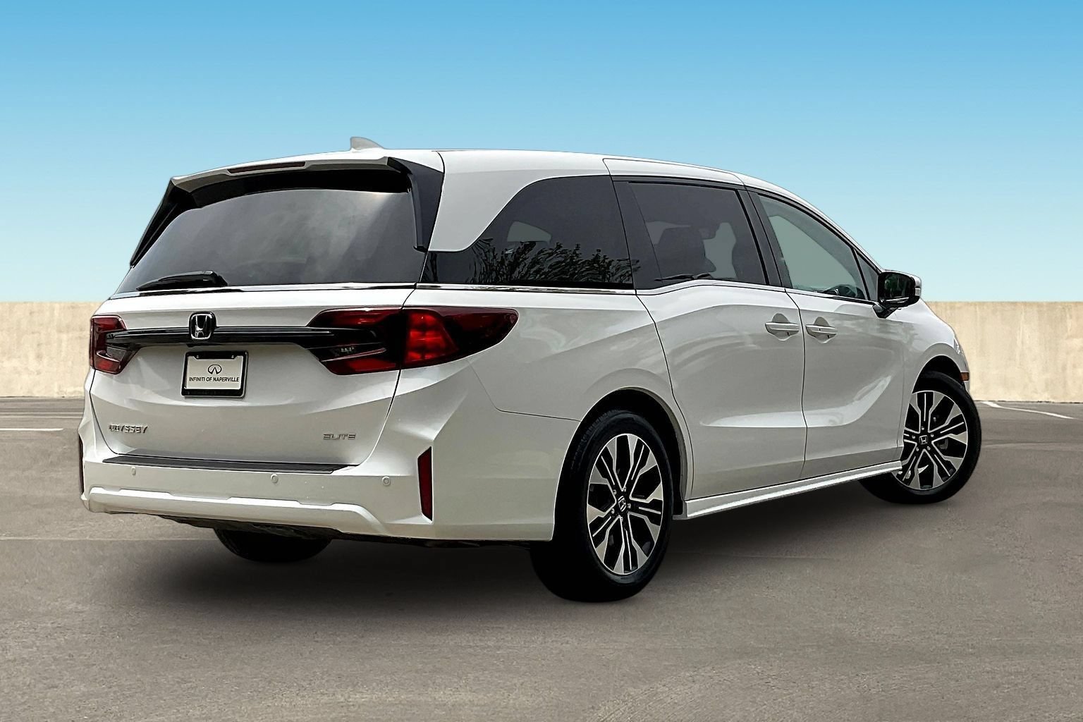 Used 2026 Honda Odyssey Elite image 5