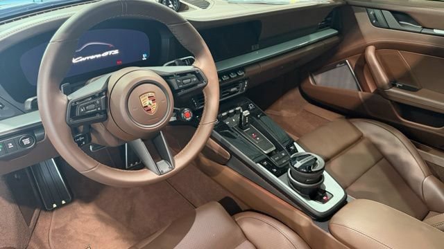 Used 2026 Porsche 911 Carrera GTS RWD image 17