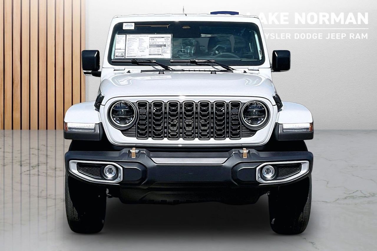 New 2026 Jeep Gladiator Sport AWD/4WD image 3