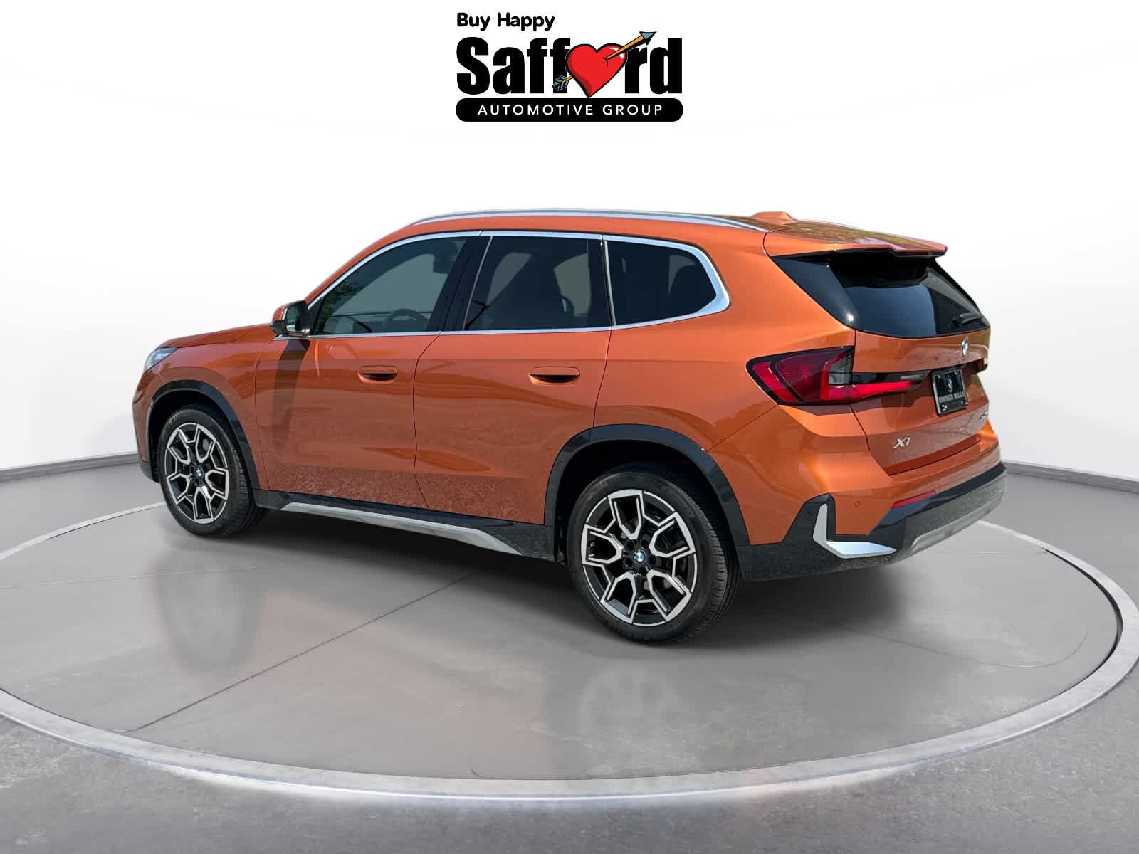 Used 2025 BMW X1 xDrive28i AWD/4WD image 11