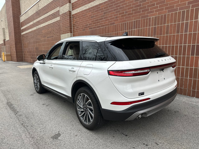 Used 2023 Lincoln Corsair Reserve w/ Equipment Group 201A image 6