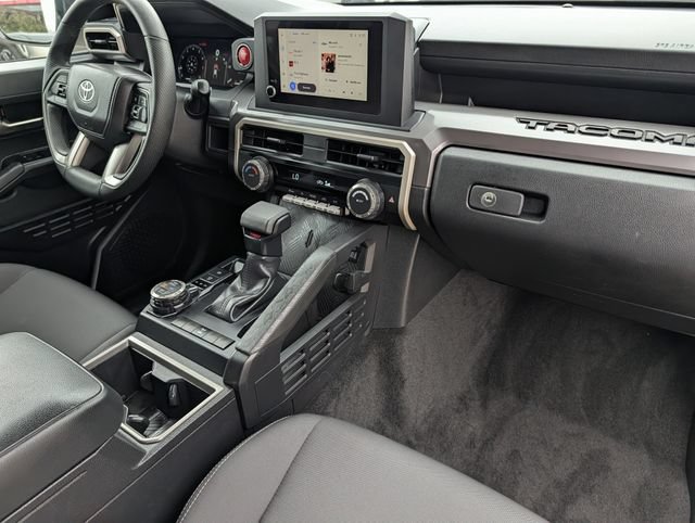 Used 2026 Toyota Tacoma TRD Off-Road AWD/4WD image 31