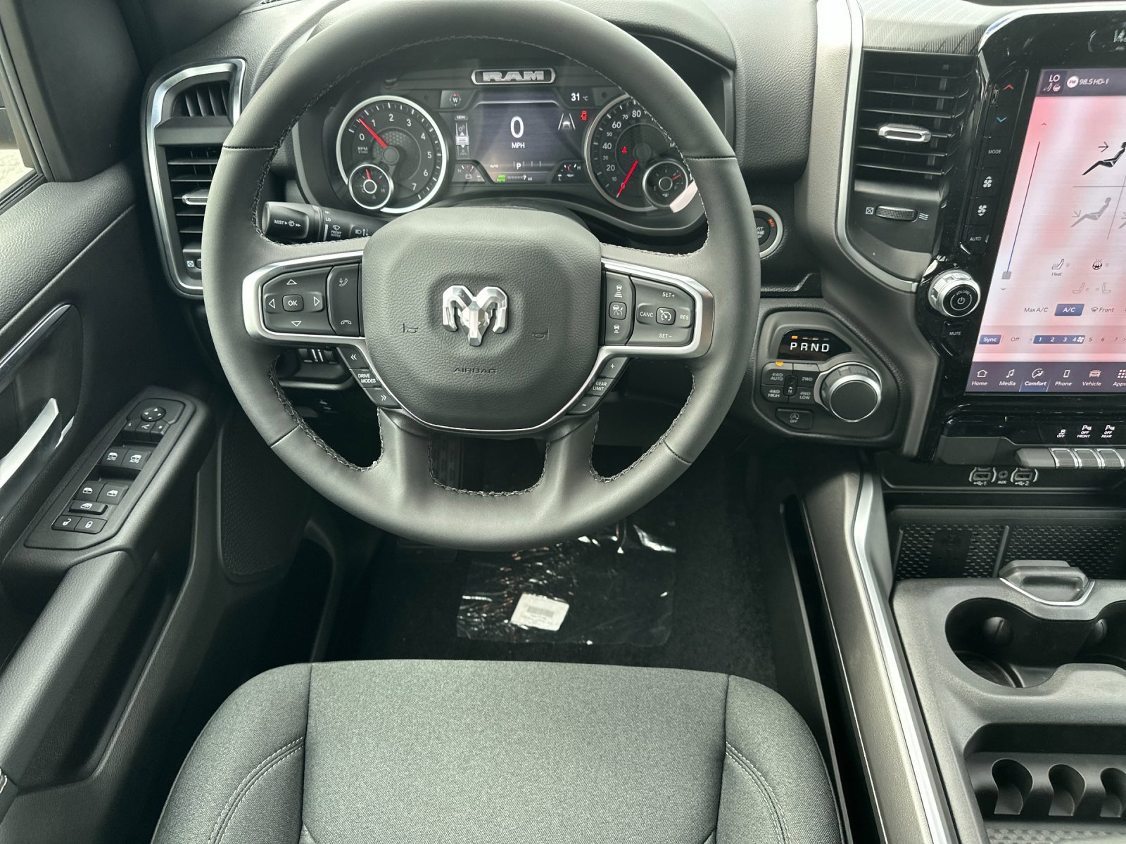 New 2026 RAM 1500 4x4 Crew Cab image 14