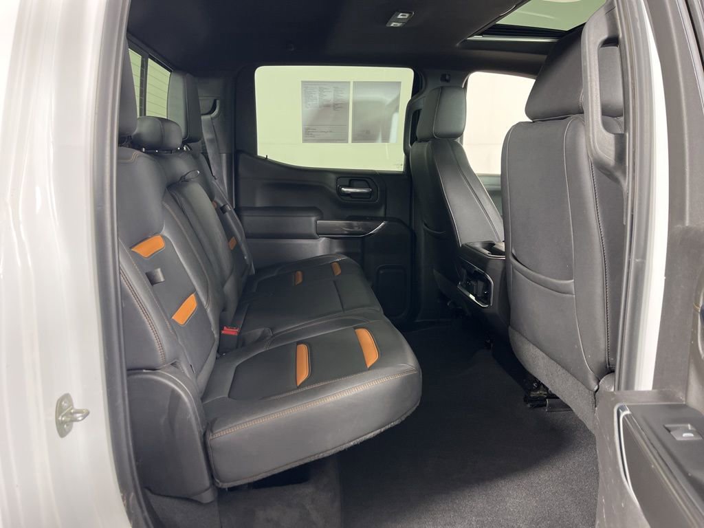 Used 2022 GMC Sierra 1500 AT4 w/ AT4 Premium Package image 9