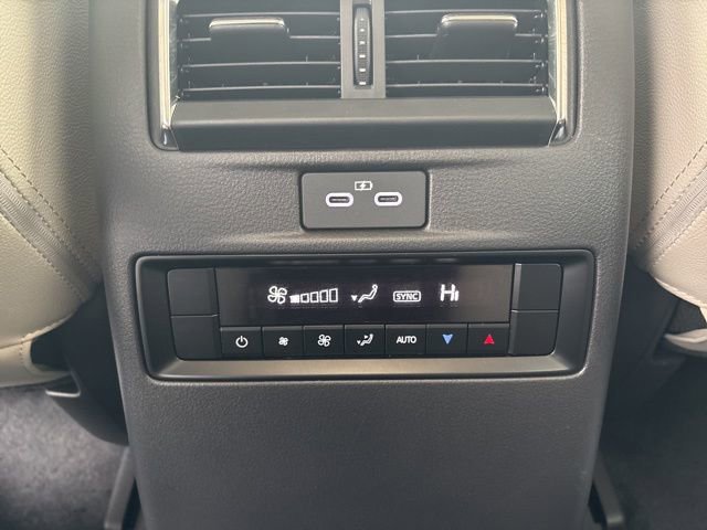 Used 2025 MAZDA CX-90 3.3 Turbo w/ Preferred Package image 27