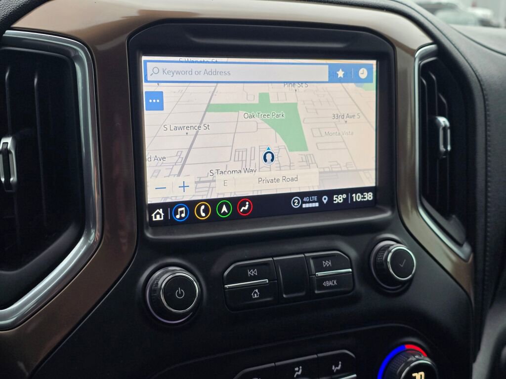 Used 2021 Chevrolet Silverado 1500 High Country w/ Technology Package image 32