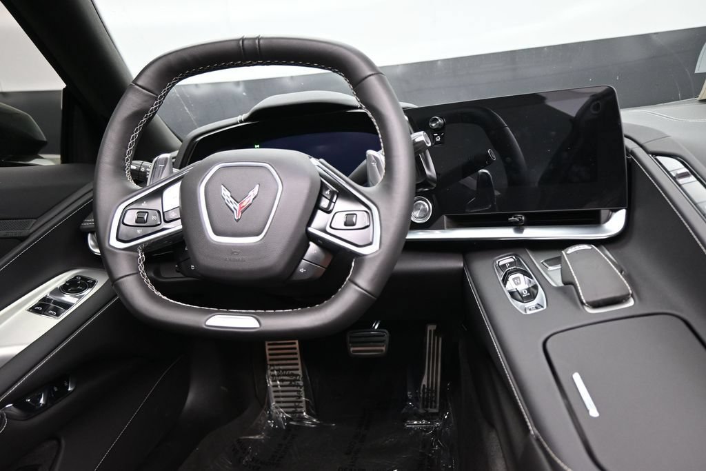 Used 2024 Chevrolet Corvette Z06 RWD image 14
