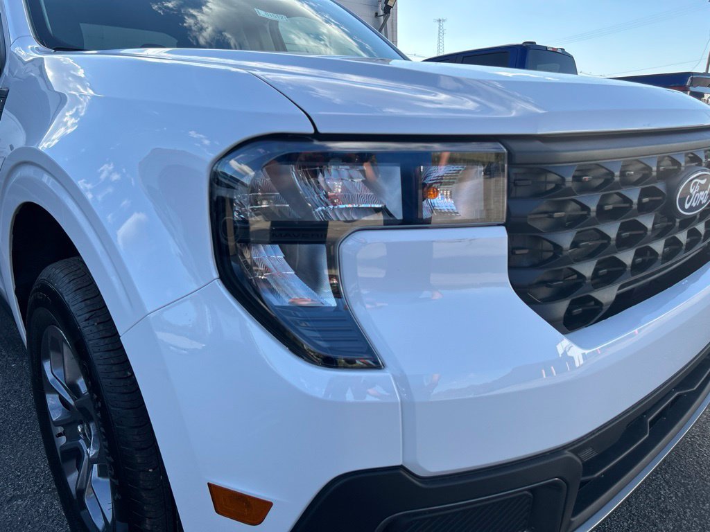 New 2026 Ford Maverick XLT FWD image 2
