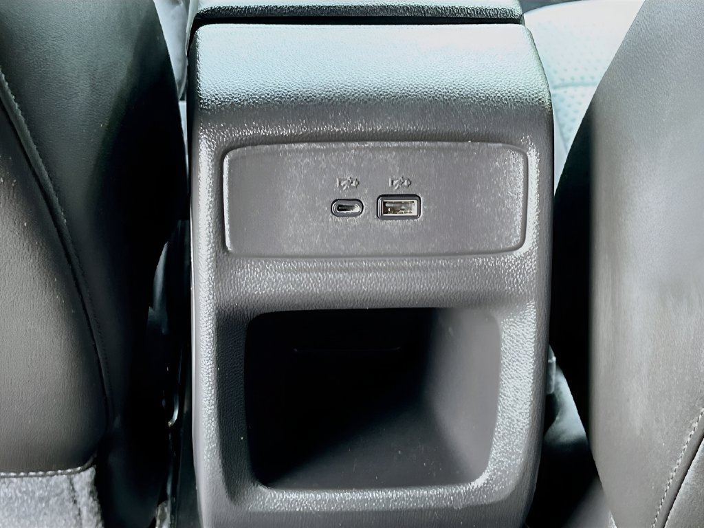 Used 2026 Chevrolet Trax LT FWD image 23