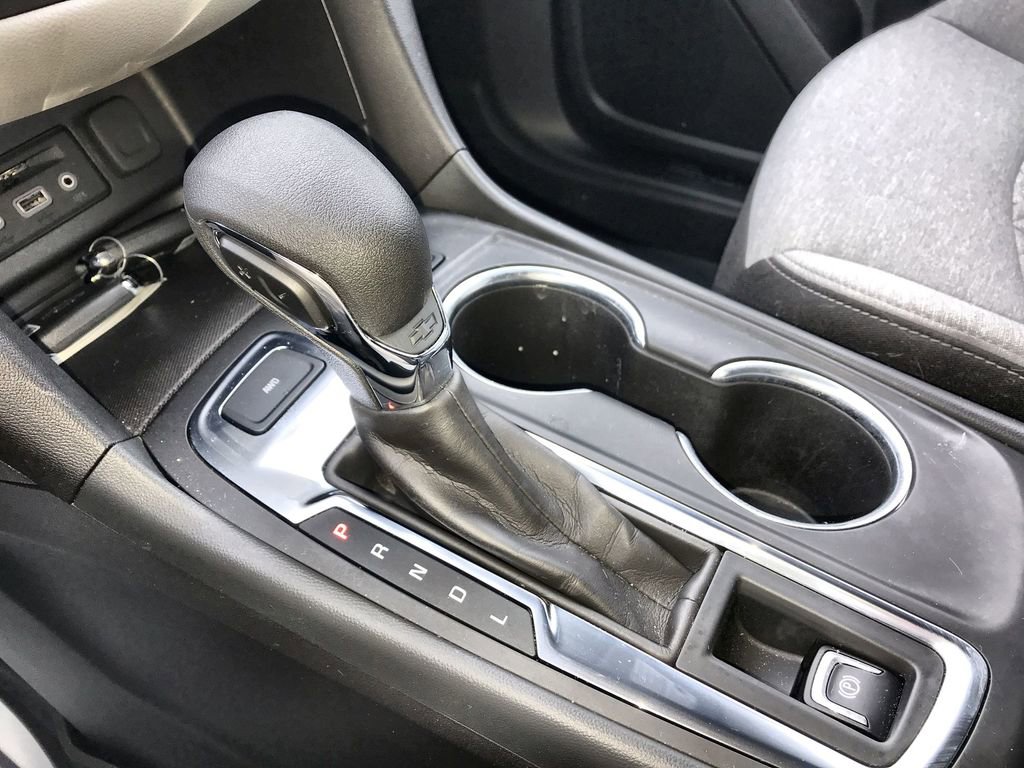 Used 2024 Chevrolet Equinox LT image 19