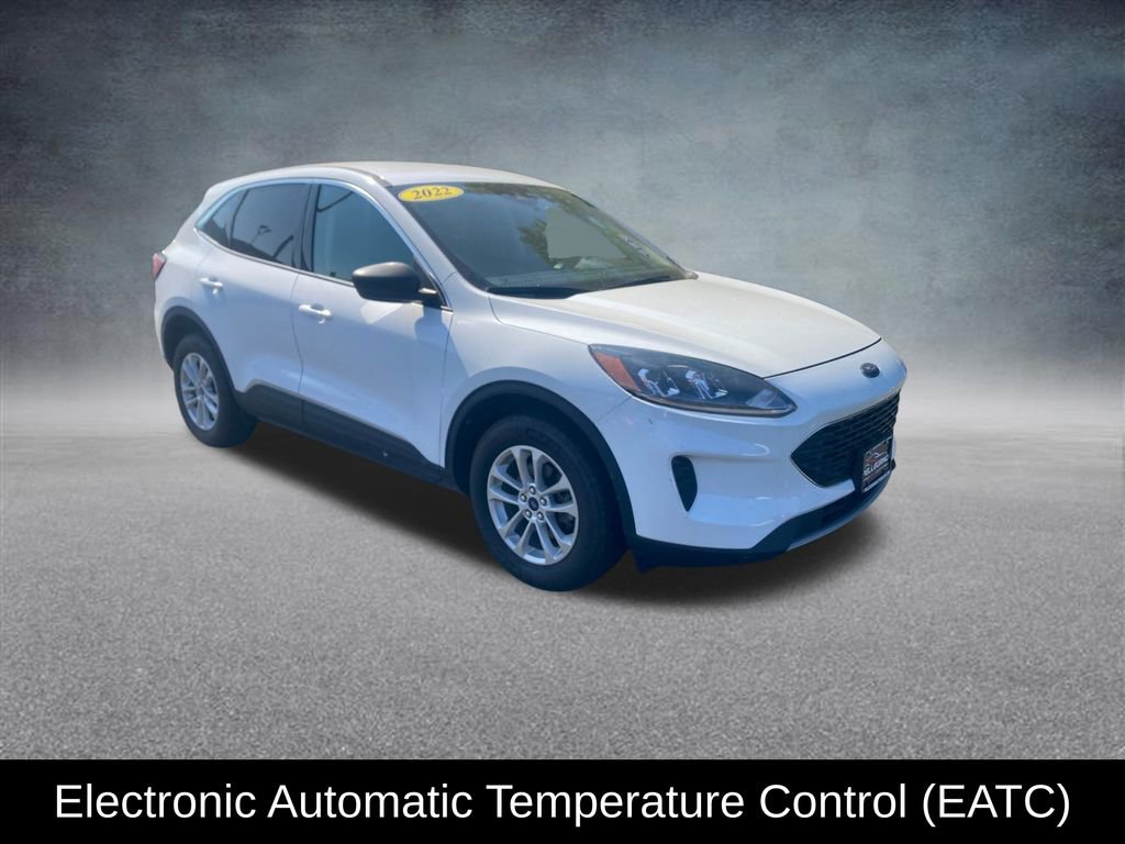 Used 2022 Ford Escape SE w/ Cold Weather Package image 9