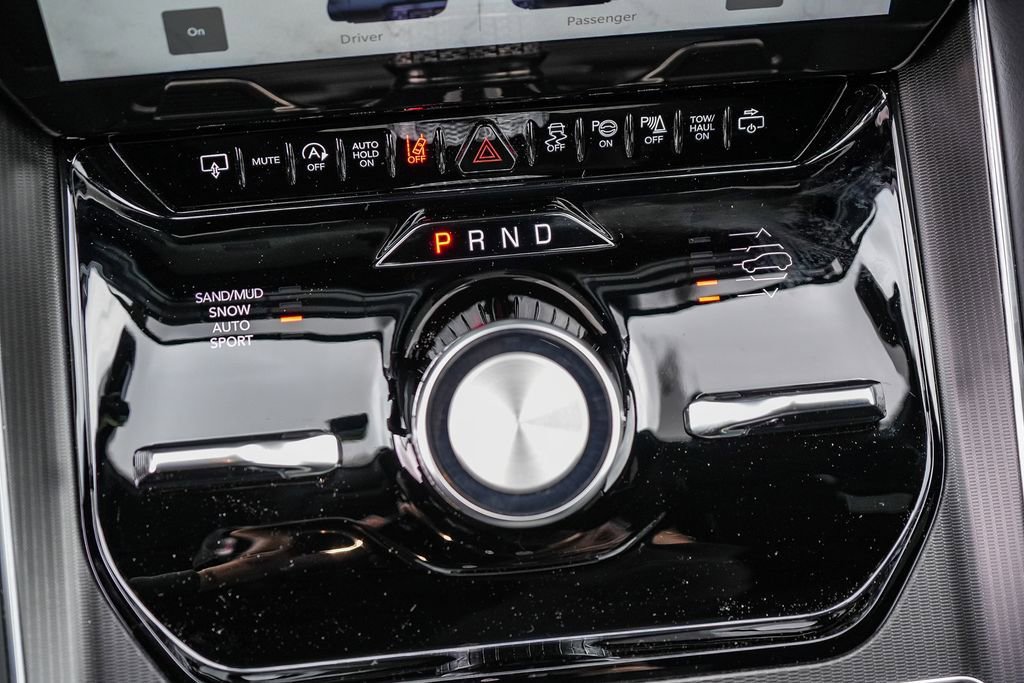 New 2026 Jeep Grand Wagoneer L Summit AWD/4WD image 22