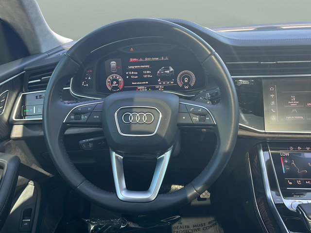 Used 2019 Audi Q8 Prestige w/ Luxury Package AWD/4WD image 10