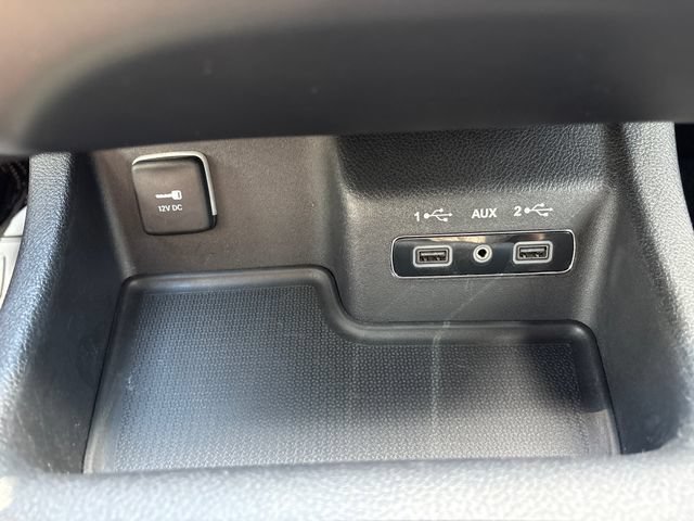 Used 2020 Dodge Durango SXT AWD/4WD image 17