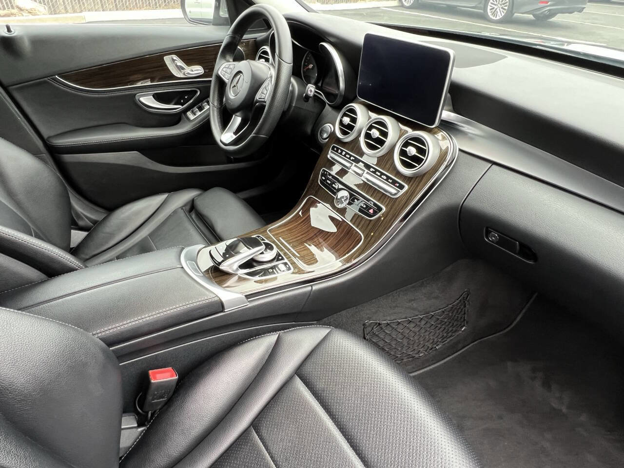 Used 2015 Mercedes-Benz C 300 Sedan image 14