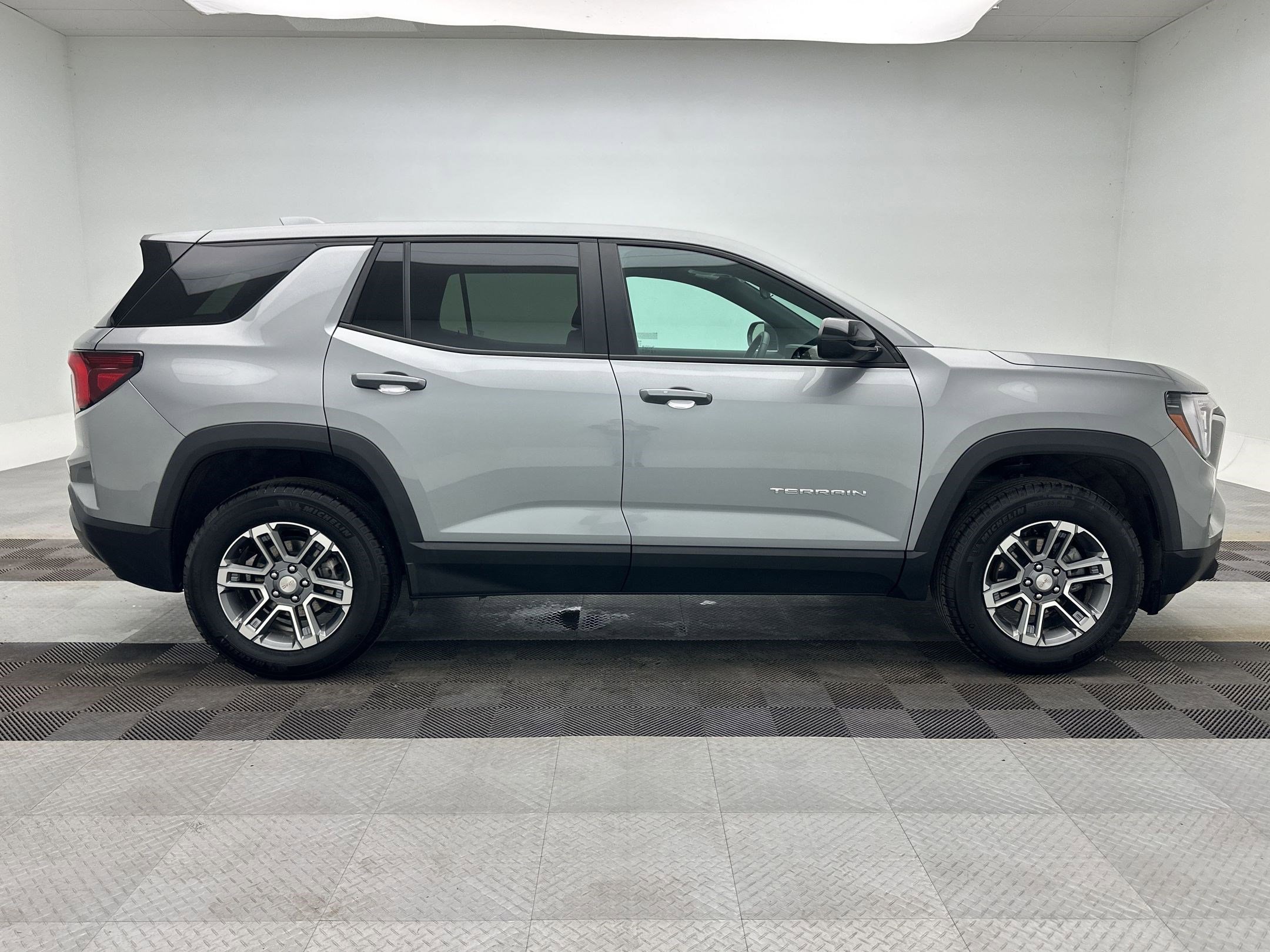 Certified 2026 GMC Terrain Elevation w/ LPO, Floor Liner Package image 8