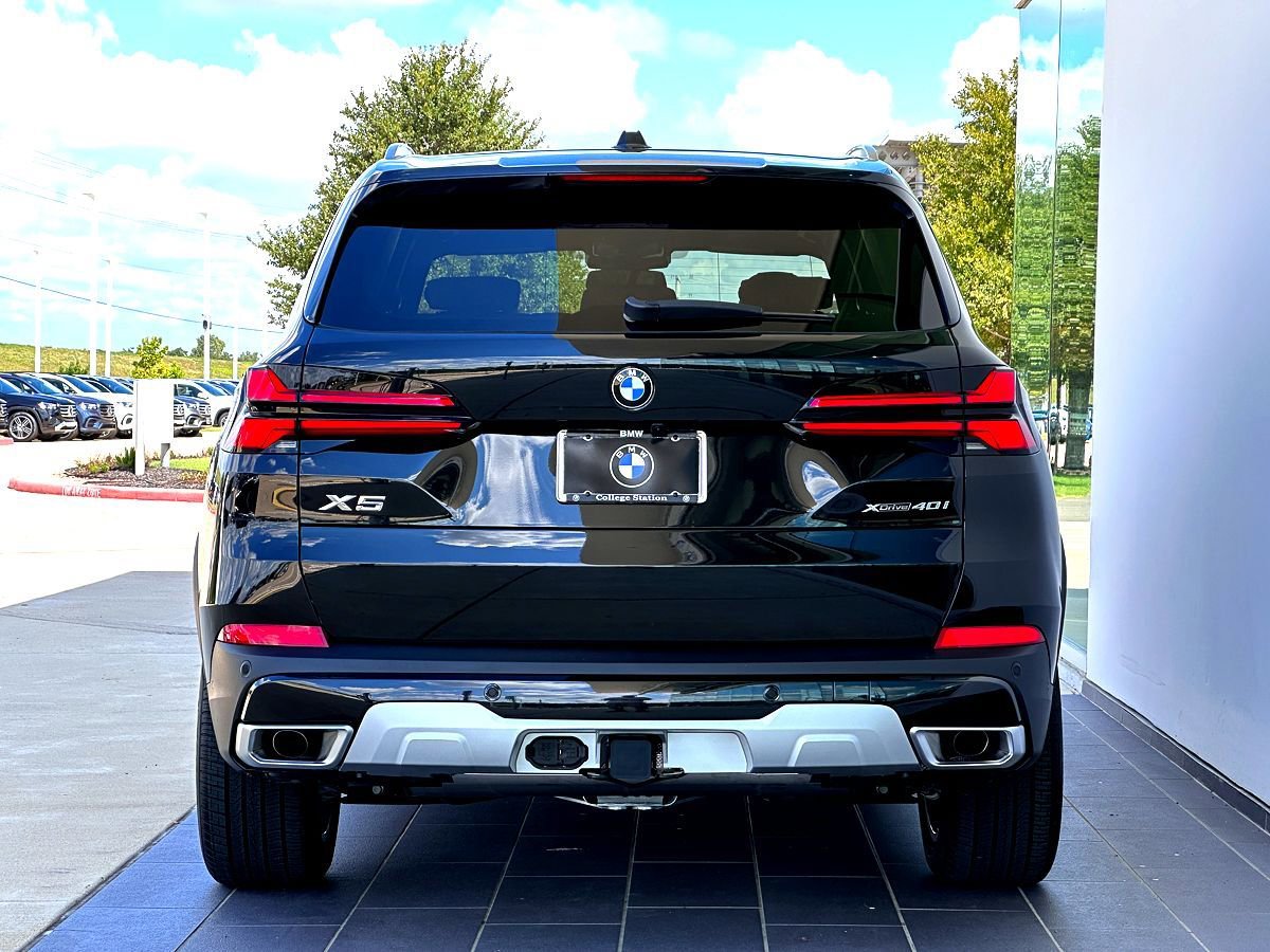 New 2026 BMW X5 xDrive40i w/ Premium Package image 6