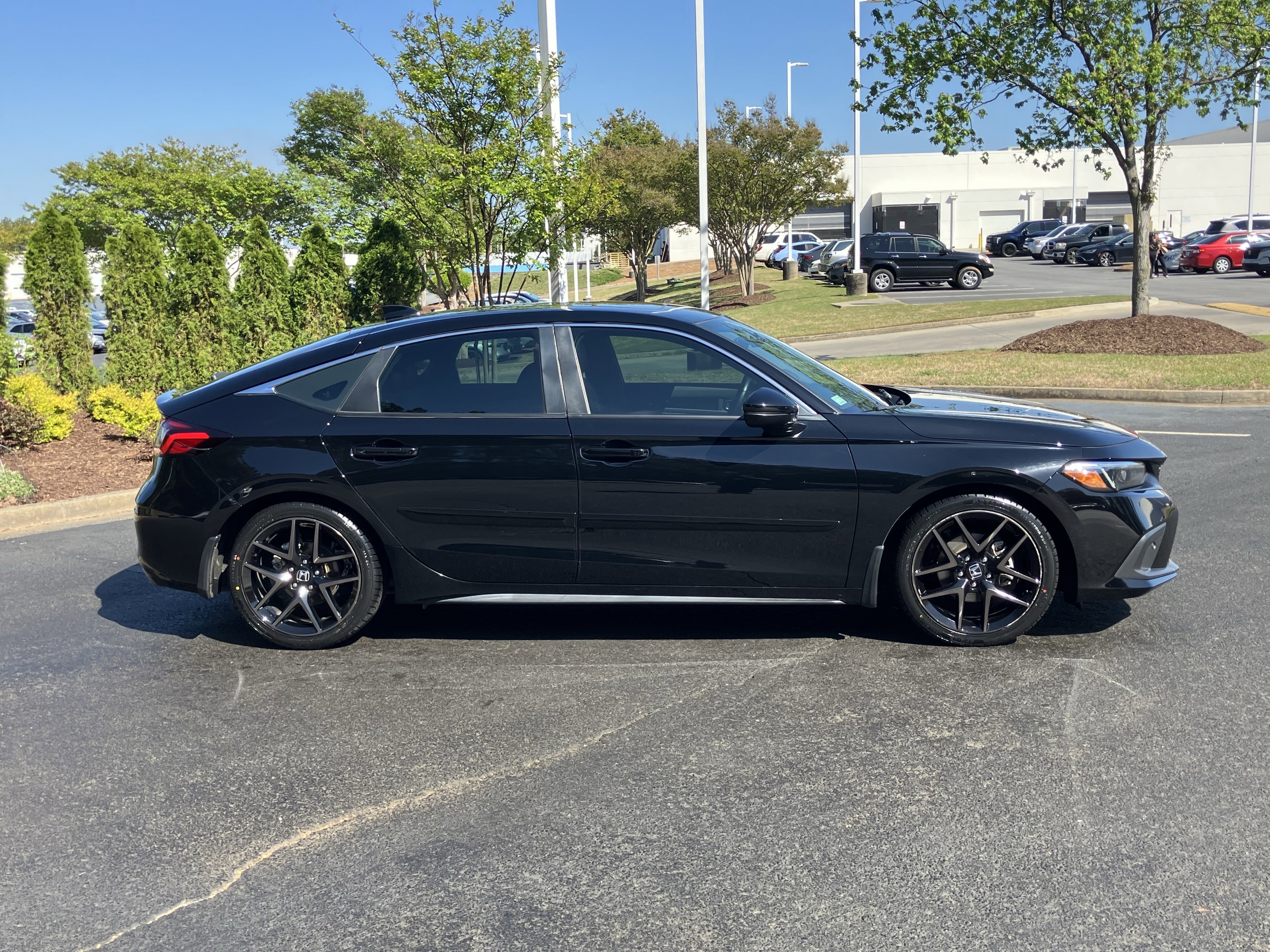 Used 2022 Honda Civic Sport Touring image 11