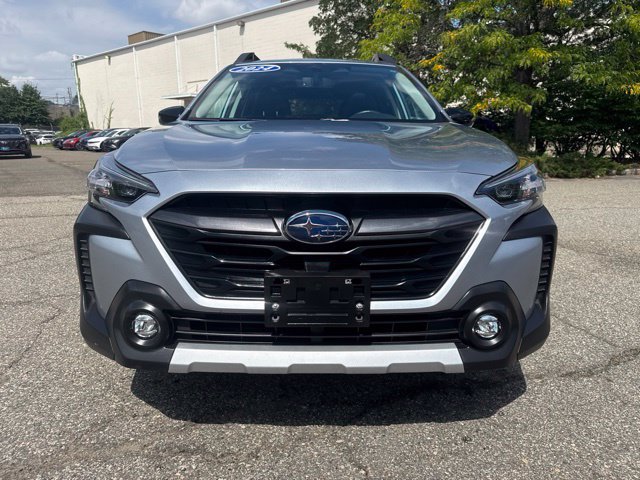 Used 2024 Subaru Outback Limited AWD/4WD image 2