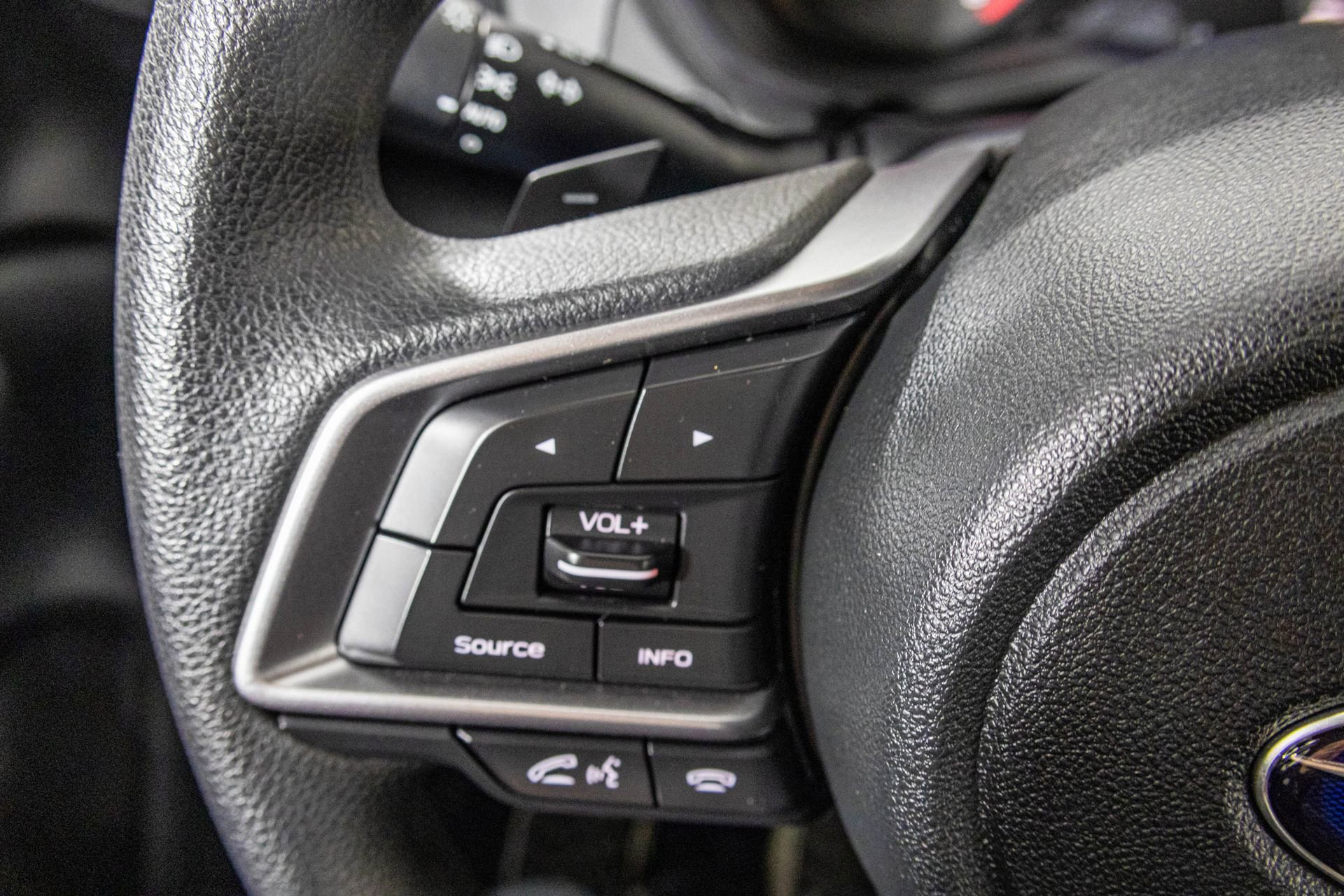 Used 2018 Subaru Impreza 2.0i Premium image 31