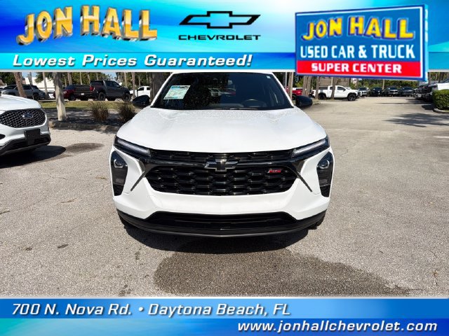 Used 2025 Chevrolet Trax RS w/ Driver Confidence Package FWD image 14