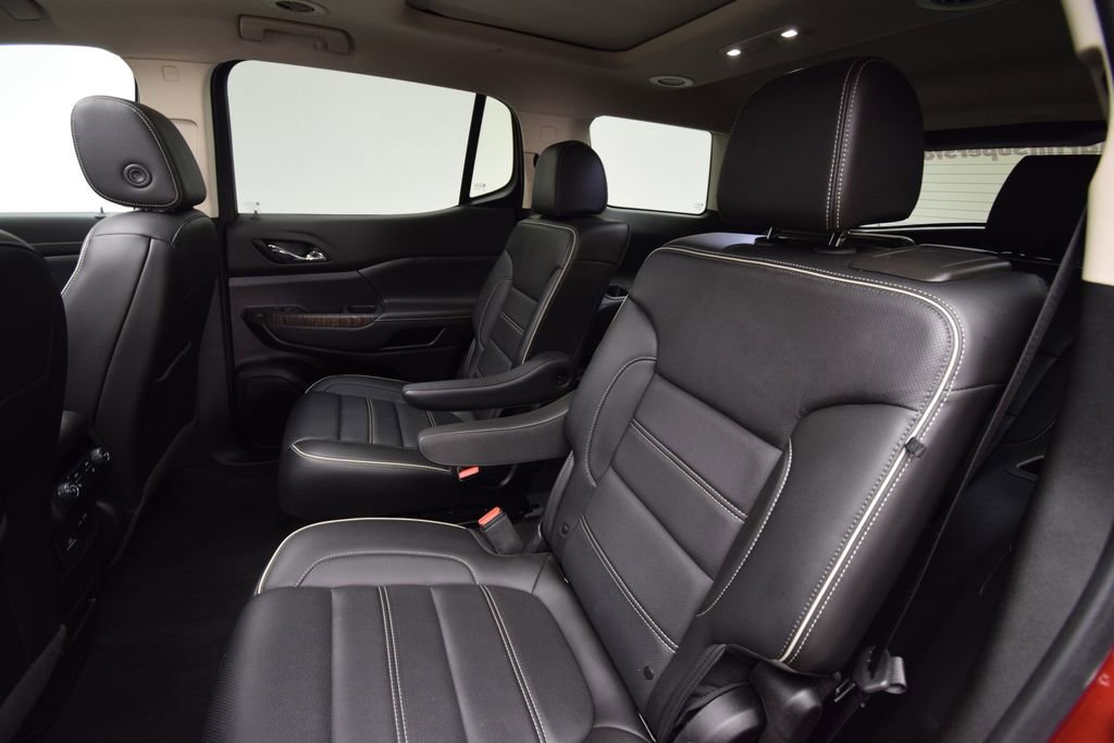 Used 2021 GMC Acadia Denali w/ Denali Technology Package image 23