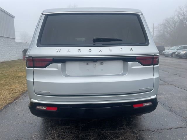 Used 2023 Jeep Wagoneer L Series II image 12