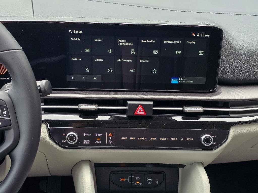 New 2026 Kia Sportage EX FWD image 8