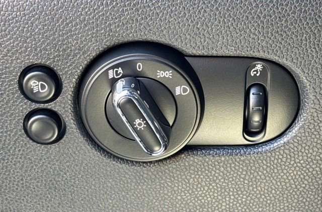 Used 2023 MINI Cooper S image 12