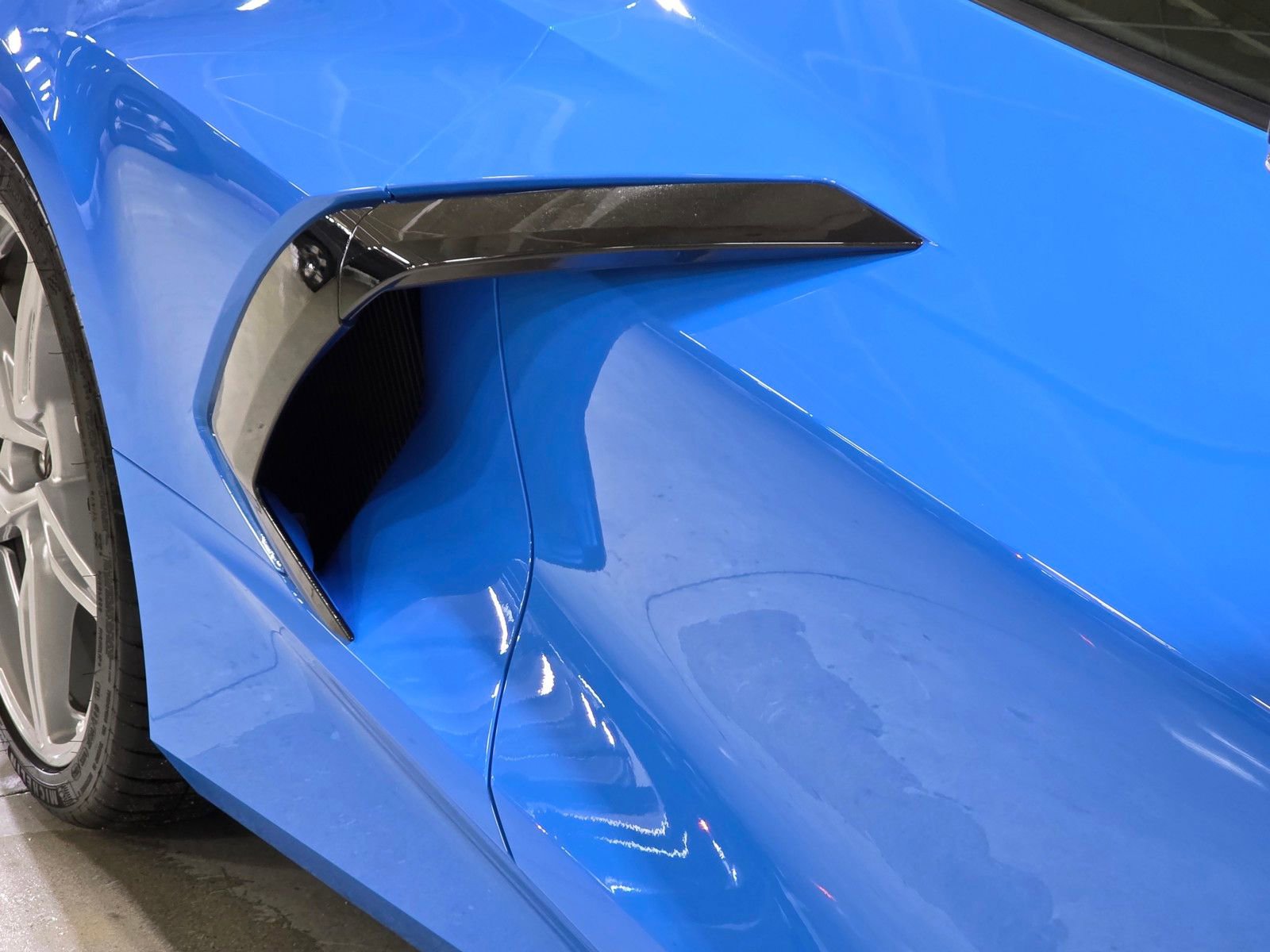Used 2024 Chevrolet Corvette Stingray Preferred Cpe w/ Z51 Performance Package image 14